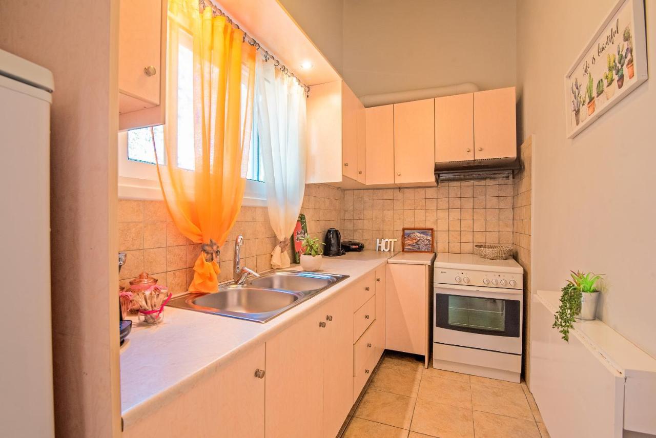 Nadia'S Apartment เปรามา ภายนอก รูปภาพ